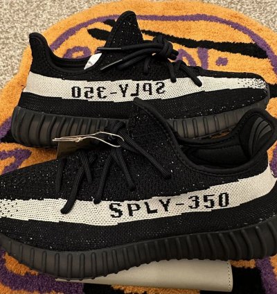 Adidas Yeezy 350 V2 Oreo