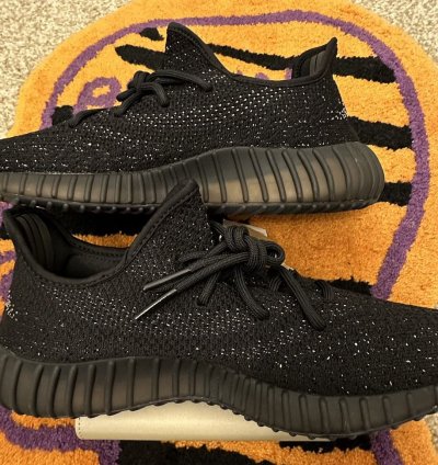 Adidas Yeezy 350 V2 Oreo