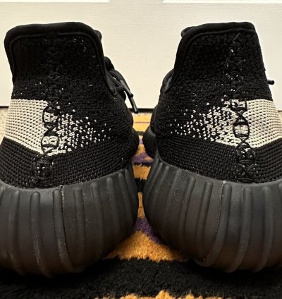 Adidas Yeezy 350 V2 Oreo