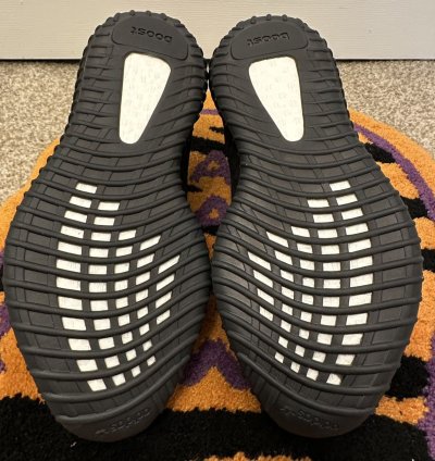Adidas Yeezy 350 V2 Oreo