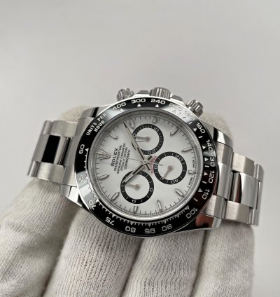Rolex Daytona 2025 New White Dial Panda 126500ln