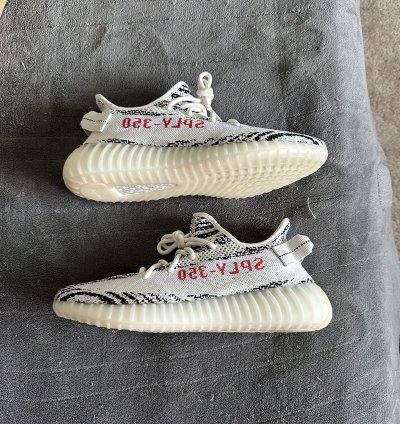 Adidas Yeezy 350 V2 Zebra