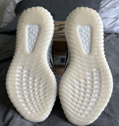 Adidas Yeezy 350 V2 Zebra