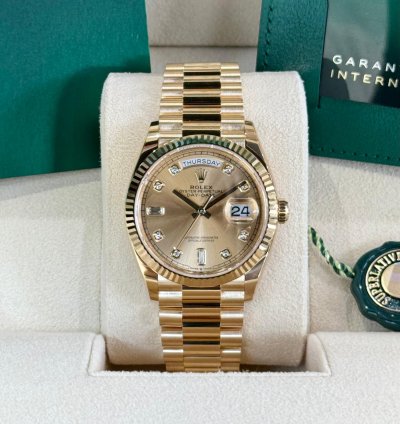Rolex Day-date 36 Yellow Gold Champagne Diamond Dial 2024