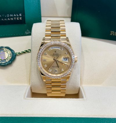 Rolex Day-date 36 Yellow Gold Champagne Diamond Dial Bezel 2024
