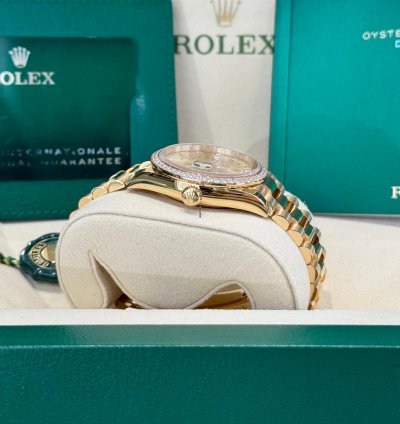 Rolex Day-date 36 Yellow Gold Champagne Diamond Dial Bezel 2024