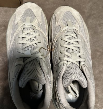 Adidas Yeezy 700 Boost - Salt