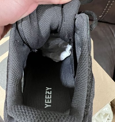 Adidas Yeezy 700 Utility Black