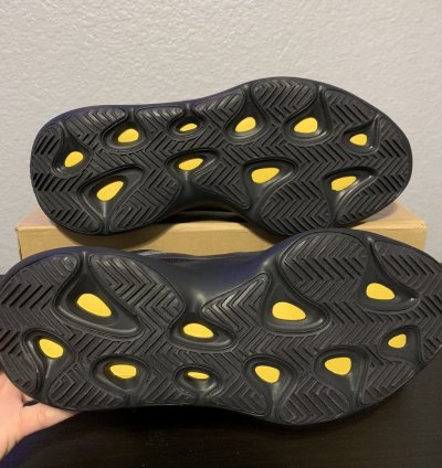 Adidas Yeezy 700 V3 Alvah