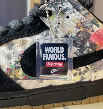 Supreme Nike Sb Rammellzee Dunk Low