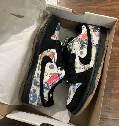 Supreme Nike Sb Rammellzee Dunk Low Black