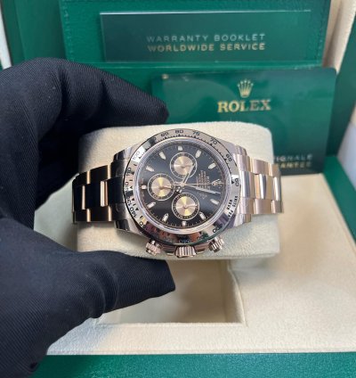Rolex Daytona 40mm 18k Rose Gold Black Index Cosmograph Dial Rose Sub-dials 116505