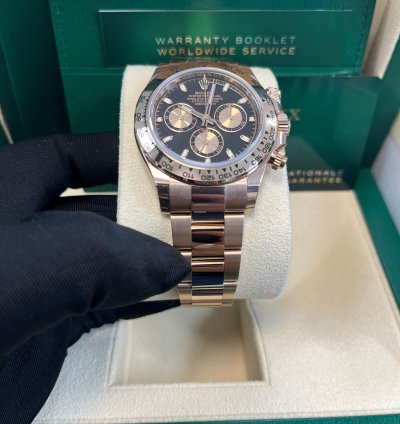 Rolex Daytona 40mm 18k Rose Gold Black Index Cosmograph Dial Rose Sub-dials 116505