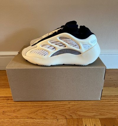 Adidas Yeezy 700 V3 Azael Sz 6 5