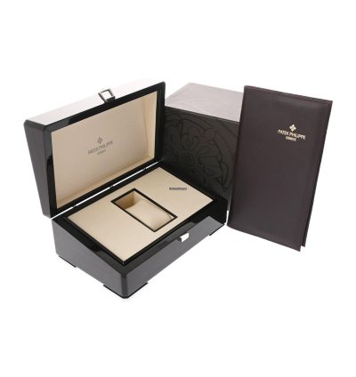 Patek Philippe Chronograph Complicated Chronograph 5070r-001 Belt Not Included