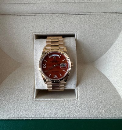 Rolex Day-date 36 Yellow Gold With Carnelian Dial - 128238