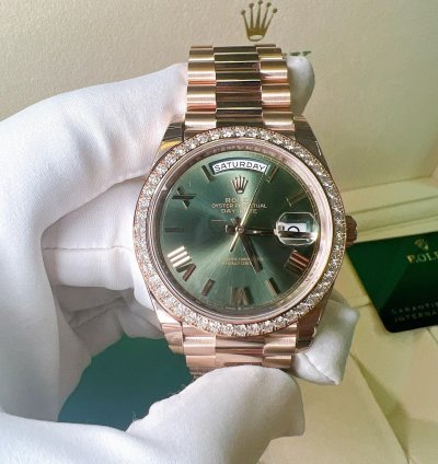 Rolex Day-date 40 2025 New Day-date 40 Everose Gold Olive Green Roman