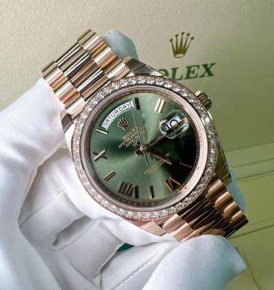 Rolex Day-date 40 2025 New Day-date 40 Everose Gold Olive Green Roman