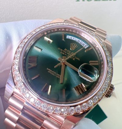 Rolex Day-date 40 2025 New Day-date 40 Everose Gold Olive Green Roman
