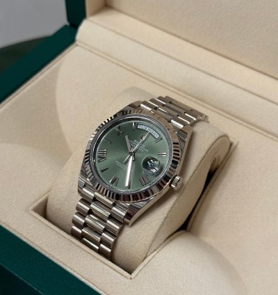 Rolex Day-date 40 olive