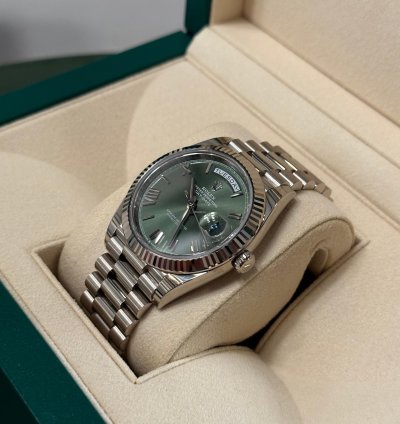 Rolex Day-date 40 olive