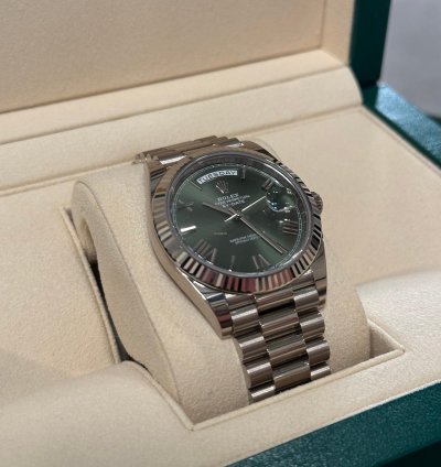 Rolex Day-date 40 olive
