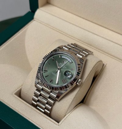 Rolex Day-date 40 olive