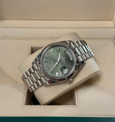 Rolex Day-date 40 olive