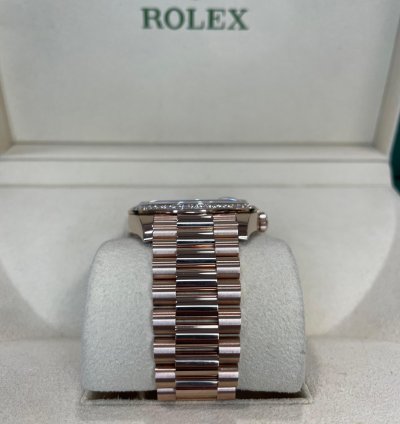 Rolex Day-date 40 rose Gold Eisenkiesel Rbr Diamond Bezel