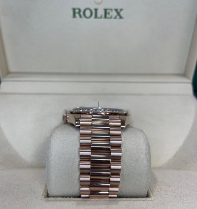 Rolex Day-date 40 rose Gold Eisenkiesel Rbr Diamond Bezel