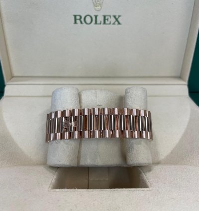 Rolex Day-date 40 rose Gold Eisenkiesel Rbr Diamond Bezel