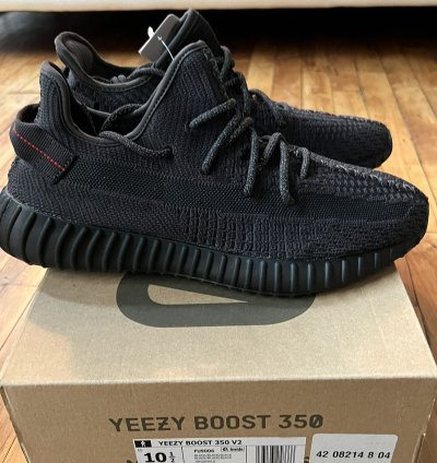 Adidas Yeezy Boost 350 V2 Black non Reflective