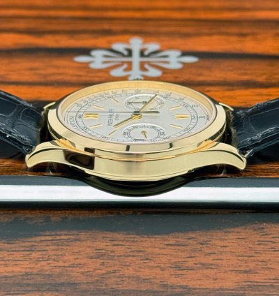 Patek Philippe Chronograph Complications Chronograph 5170j-001
