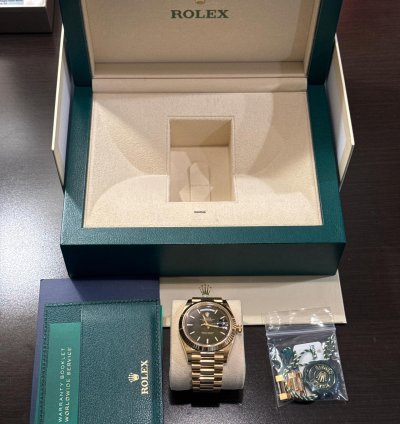 Rolex Day-date 40 2021 Rolex Day Date Yellow Gold President 40mm Unworn Box Pa