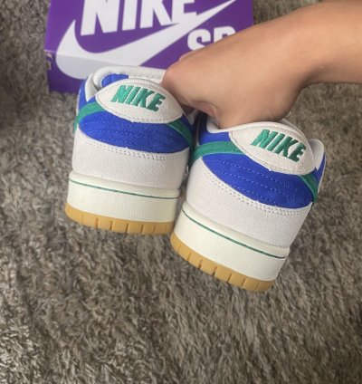 Sb Dunk Low Malachite Hyper Royal