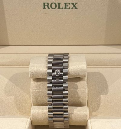 Rolex Day-date 40 2021 White Gold Day-date 40 Factory Meteorite Baguette Diamond Dial Box Papers 228239