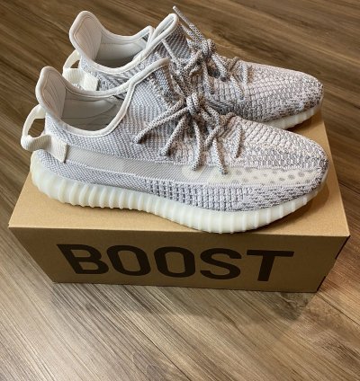 Adidas Yeezy Boost 350 V2 New