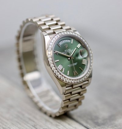 Rolex Day-date 40 2022 Day-date 40mm Olive Green Dial White Gold 228349rbr