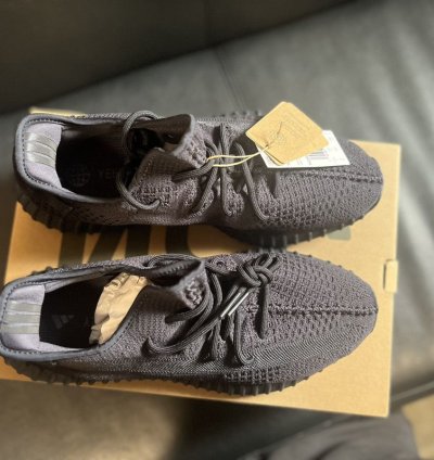 Adidas Yeezy Boost 350 V2 Onyx