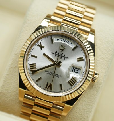 Rolex Day-date 40 2022 Yellow Gold Day-date 40 228238 Silver Roman Dial Unworn Box And Papers