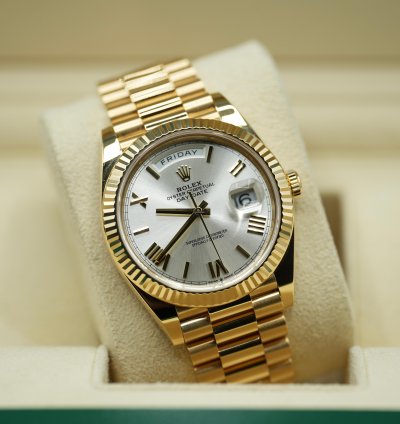 Rolex Day-date 40 2022 Yellow Gold Day-date 40 228238 Silver Roman Dial Unworn Box And Papers