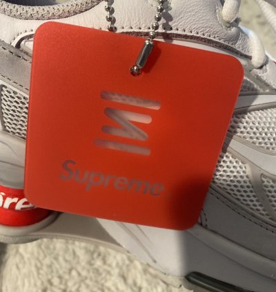 Supreme Nike Shox White