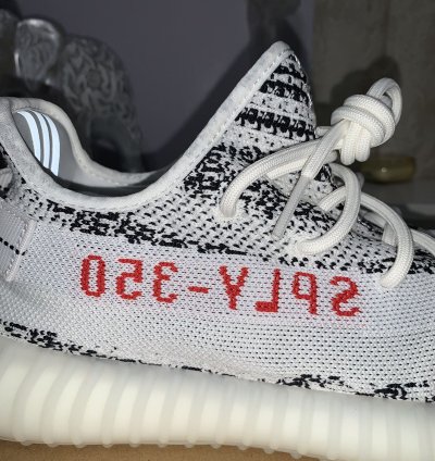 Adidas Yeezy Boost 350 V2 Zebra
