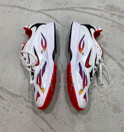 Supreme Nike Zoom Streak Spectrum Plus white