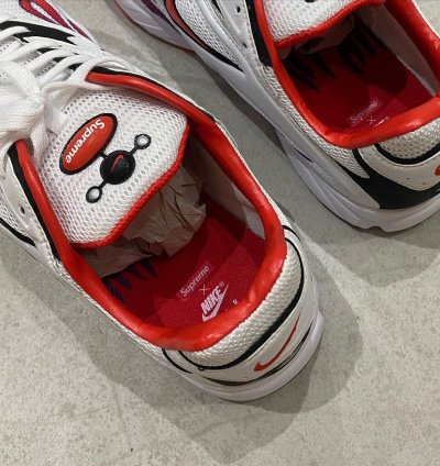 Supreme Nike Zoom Streak Spectrum Plus white