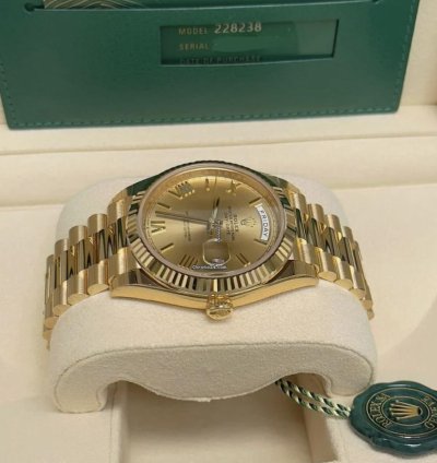 Rolex Day-date 40 2023 Day-date Champagne Roman Dial 228238 President 18k Yellow Gold Unworn In Stock