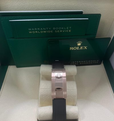 Rolex Daytona 40mm Rose Gold Chocolate Index Dial Oyster Flex 116515ln