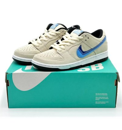 Ct6688-200 Nike Sb Dunk Low Light Cream Truck It White Blue Black
