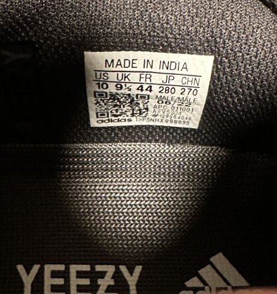 Adidas Yeezy Boost 700 Utility Black Size 10 Men New