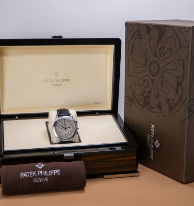 Patek Philippe Chronograph Oversize Chronograph 5070g-001